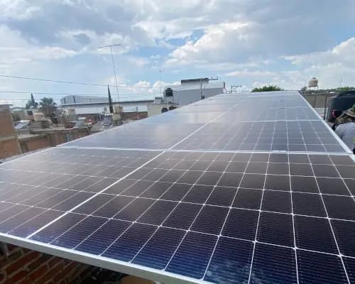 Sistema Fotovoltaico, tienda de Abarrotes
